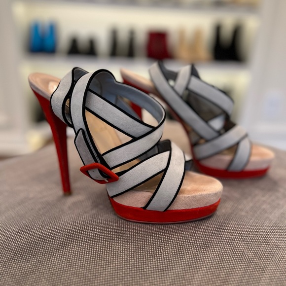 Louboutin strappy platform sandals - Picture 3 of 4